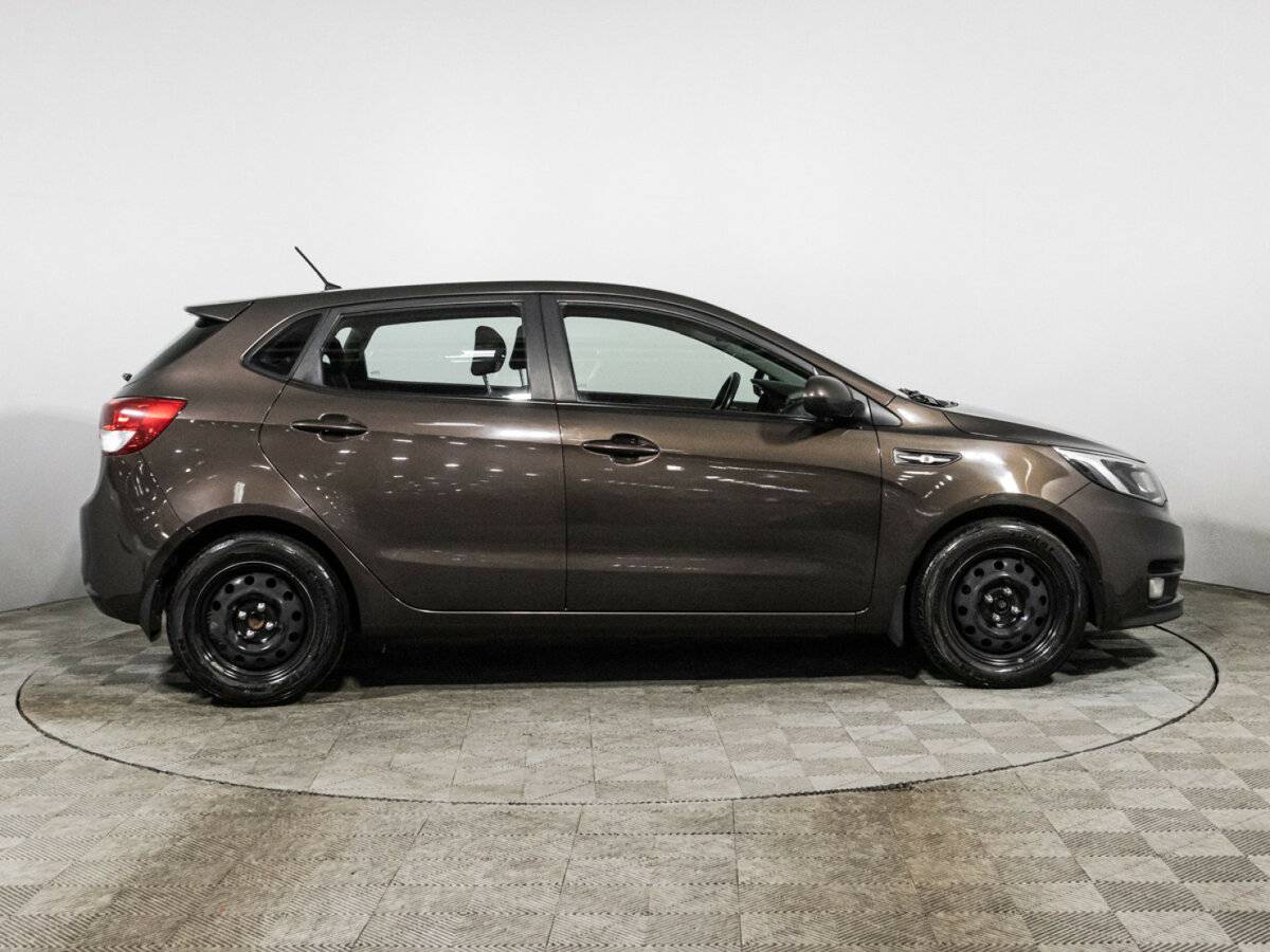 Kia Rio с пробегом — 2016 год. Фото: #3