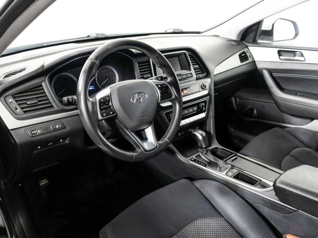 Hyundai Sonata с пробегом — 2019 год. Фото: #10