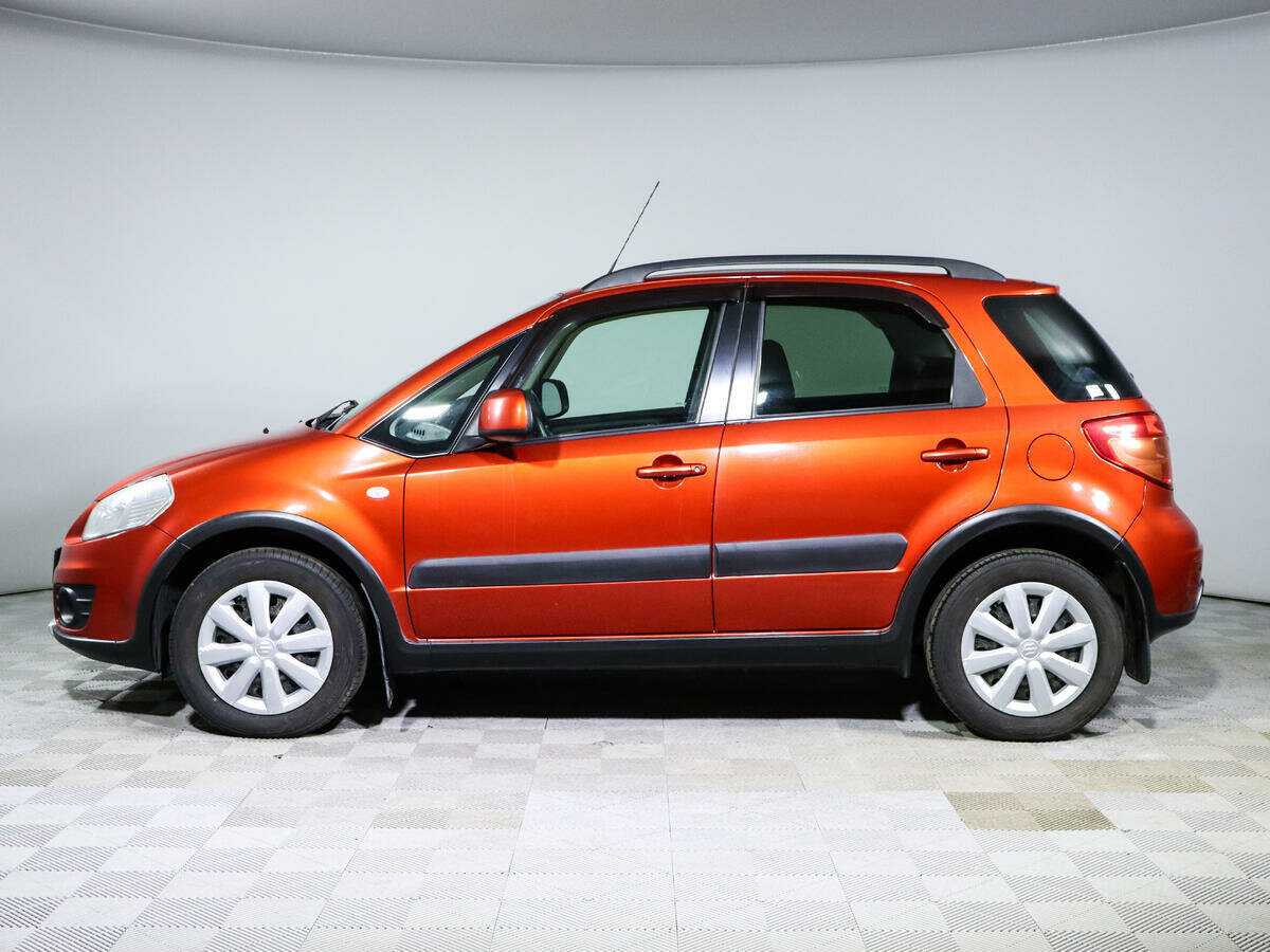 Suzuki SX4 с пробегом — 2012 год. Фото: #7