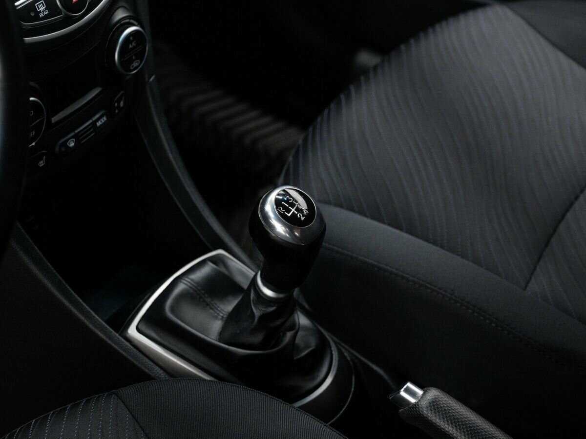 Hyundai Solaris с пробегом — 2016 год. Фото: #17