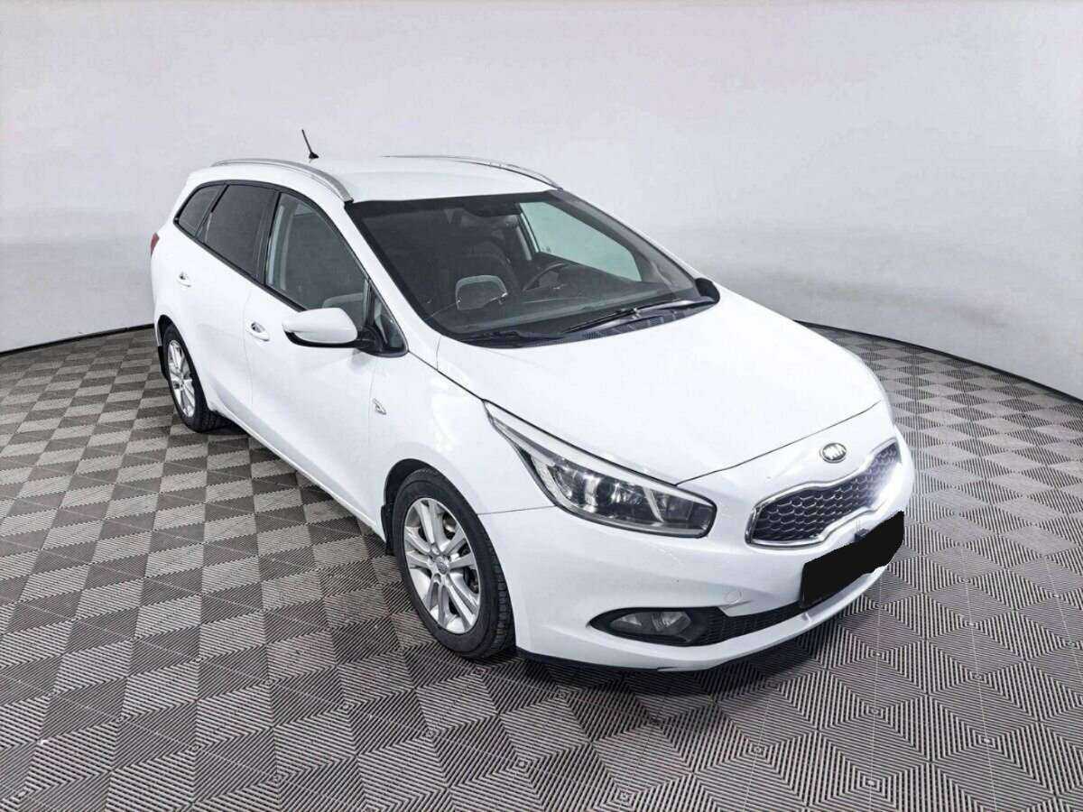 Kia Ceed с пробегом — 2012 год. Фото: #2