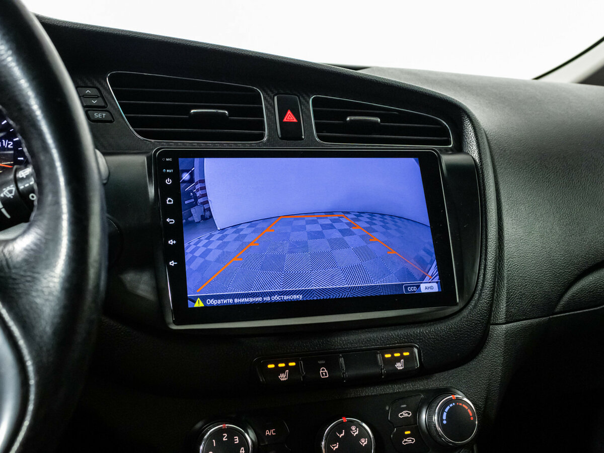 Kia Ceed с пробегом — 2012 год. Фото: #12