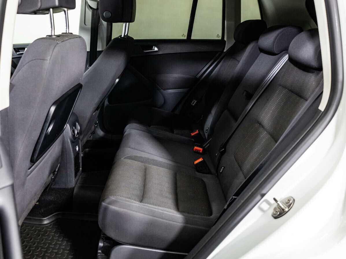 Volkswagen Tiguan с пробегом — 2013 год. Фото: #7