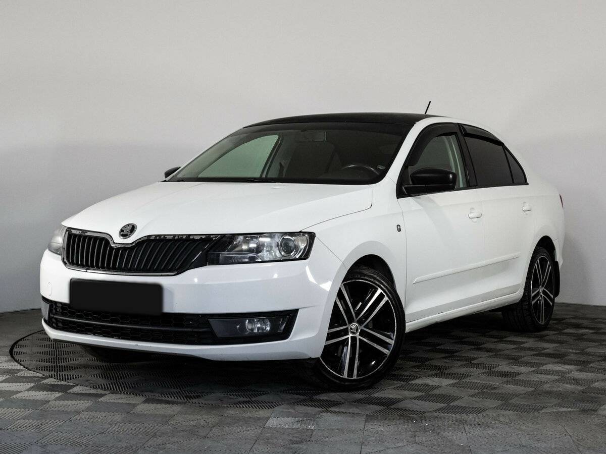 Skoda Rapid с пробегом — 2015 год. Фото: #0