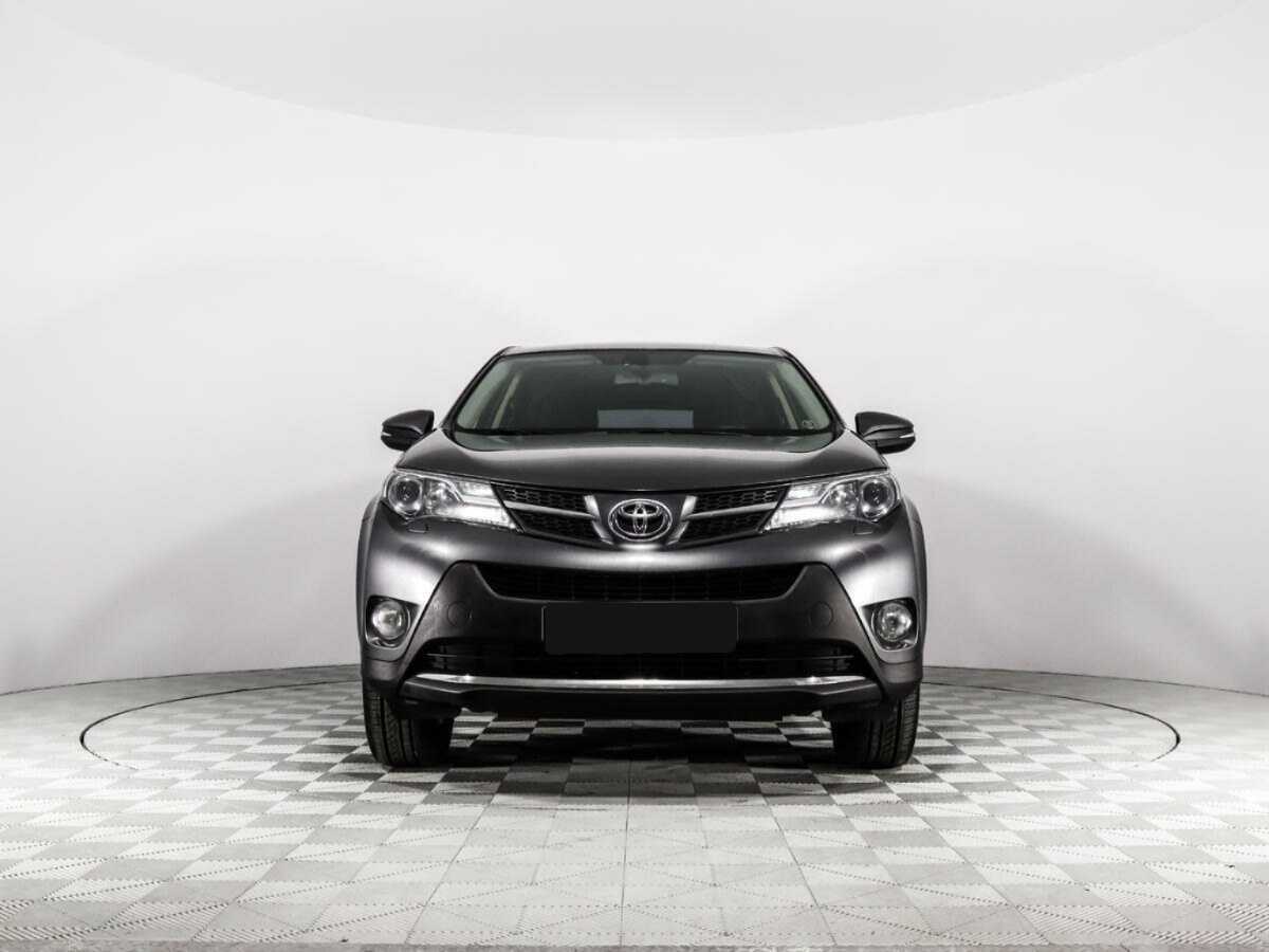 Toyota RAV4 с пробегом — 2013 год. Фото: #1