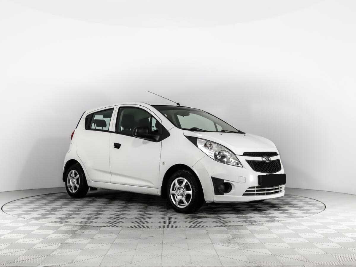 Chevrolet Spark с пробегом — 2013 год. Фото: #2