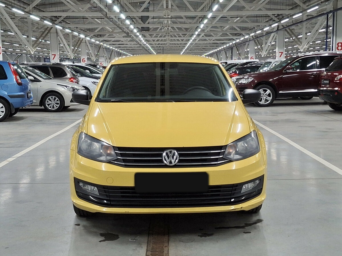 Volkswagen Polo с пробегом — 2017 год. Фото: #1