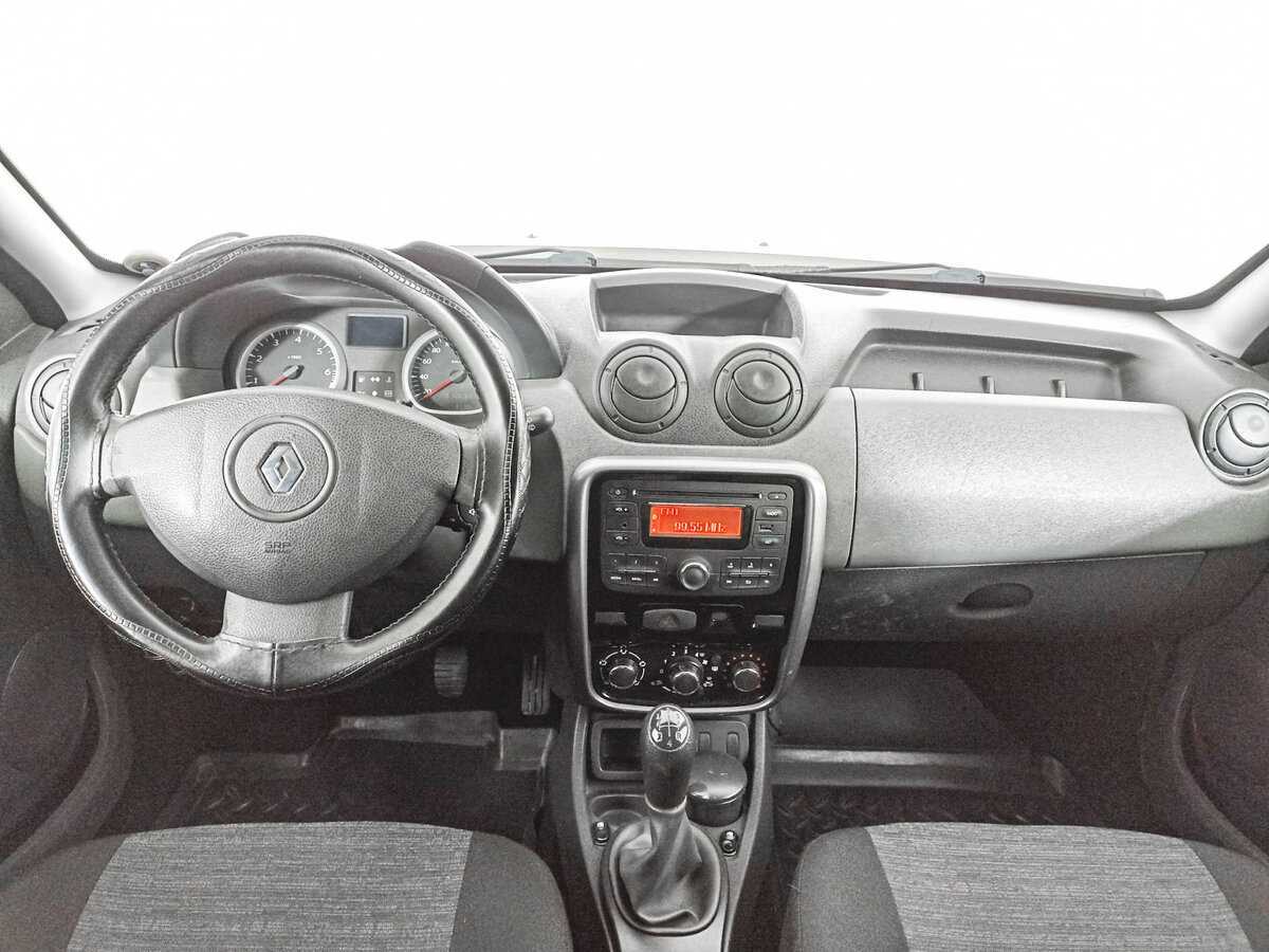 Renault Duster с пробегом — 2012 год. Фото: #11