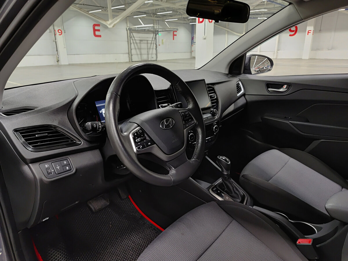 Hyundai Solaris с пробегом — 2021 год. Фото: #15