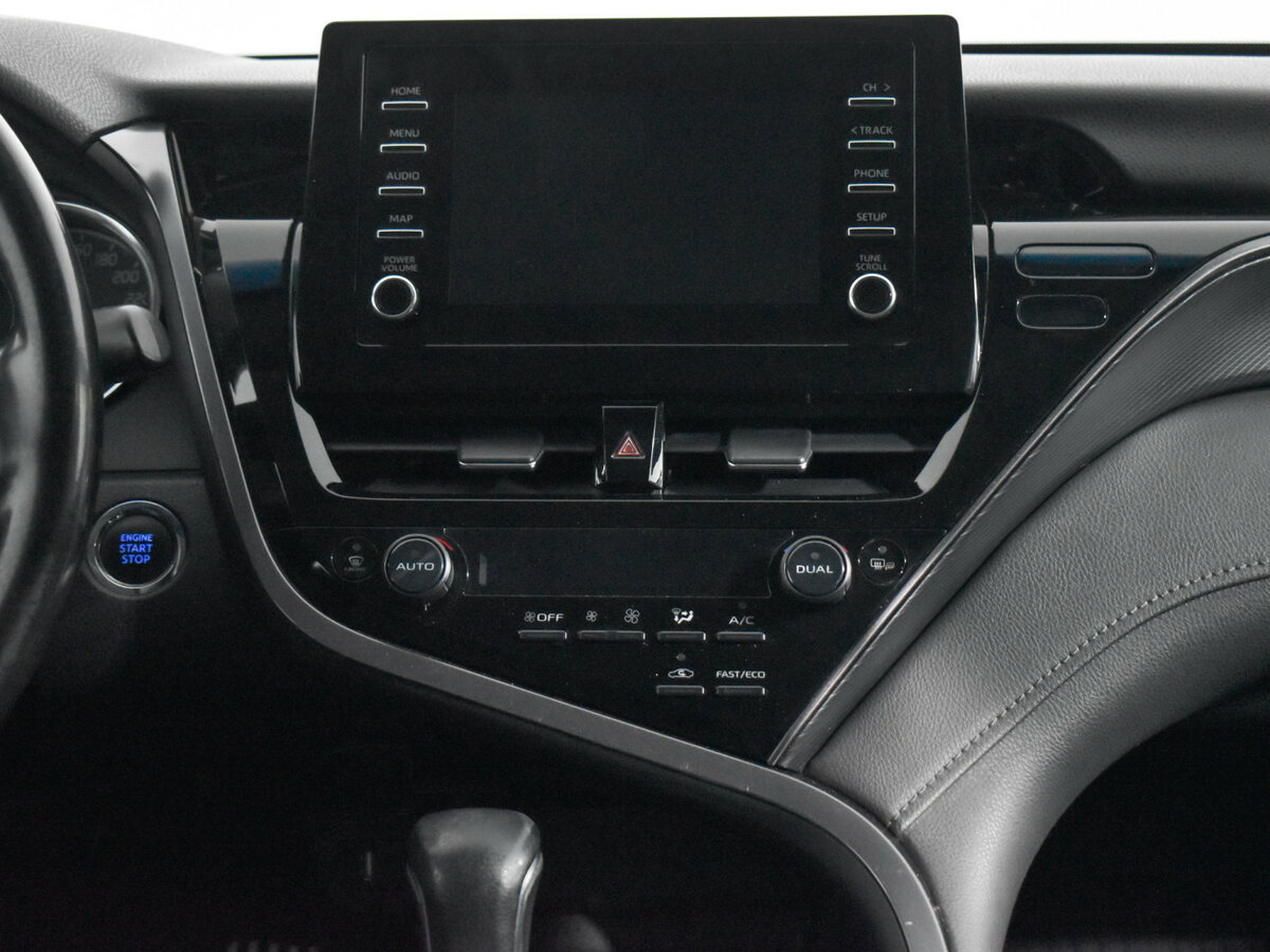 Toyota Camry с пробегом — 2022 год. Фото: #12