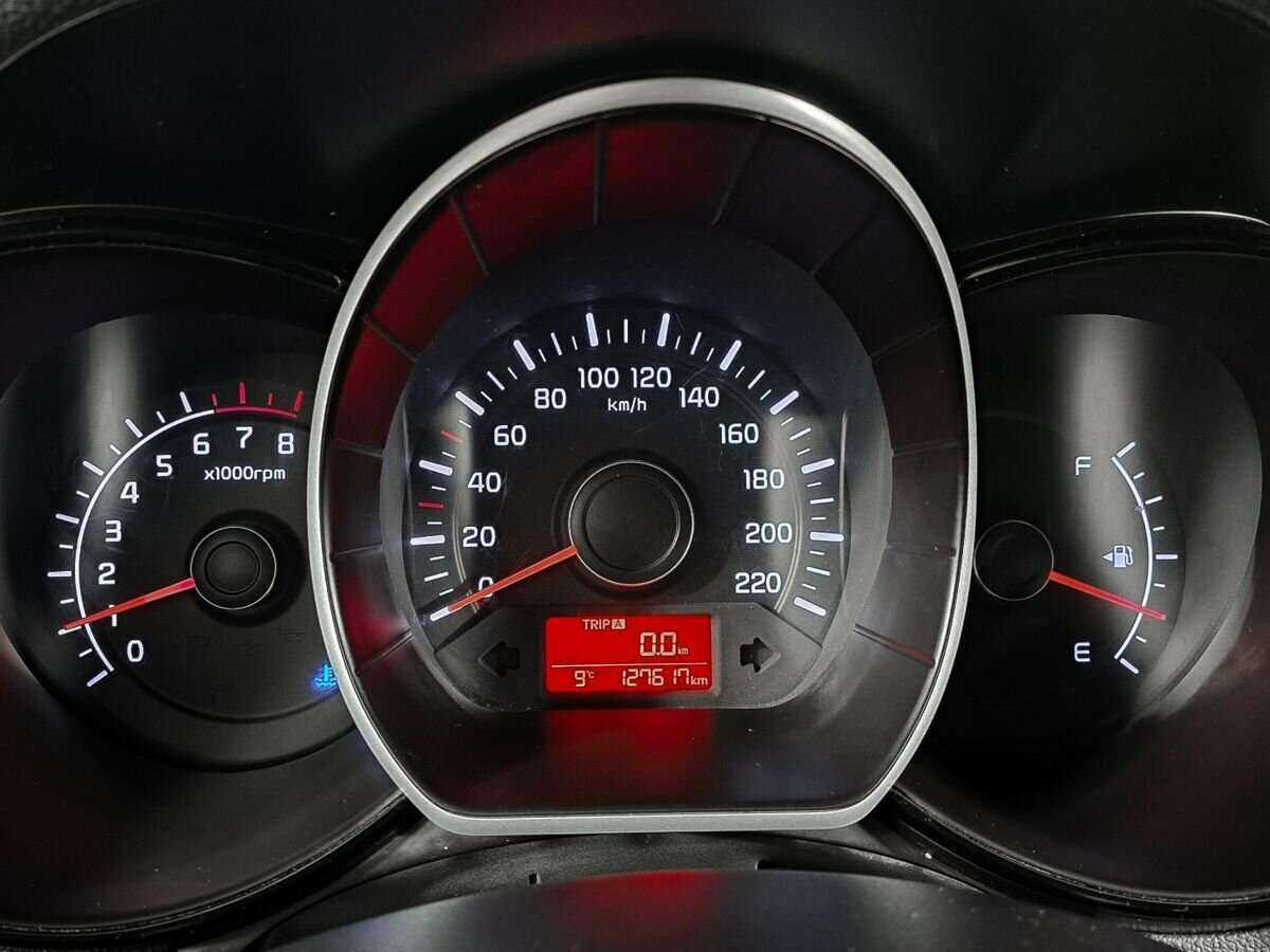 Kia Rio с пробегом — 2017 год. Фото: #8