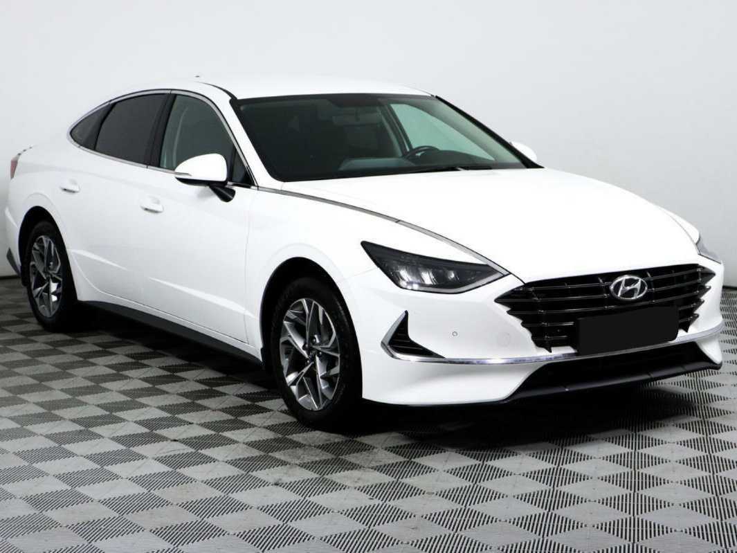 Hyundai Sonata с пробегом — 2020 год. Фото: #2