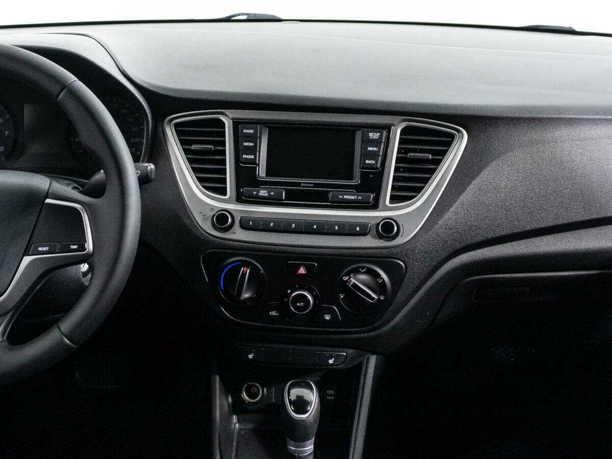 Hyundai Solaris с пробегом — 2021 год. Фото: #13