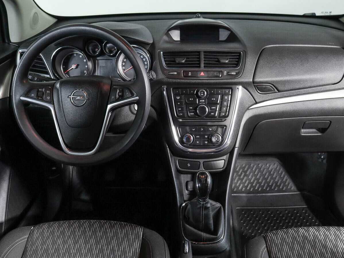 Opel Mokka с пробегом — 2012 год. Фото: #9