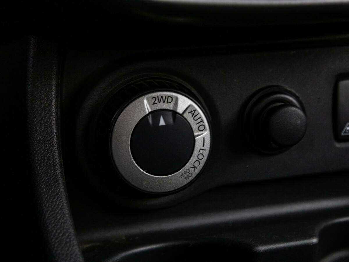 Renault Duster с пробегом — 2013 год. Фото: #14