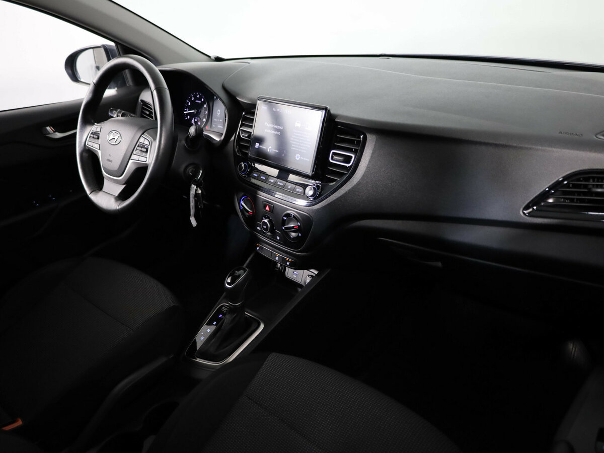 Hyundai Solaris с пробегом — 2021 год. Фото: #14