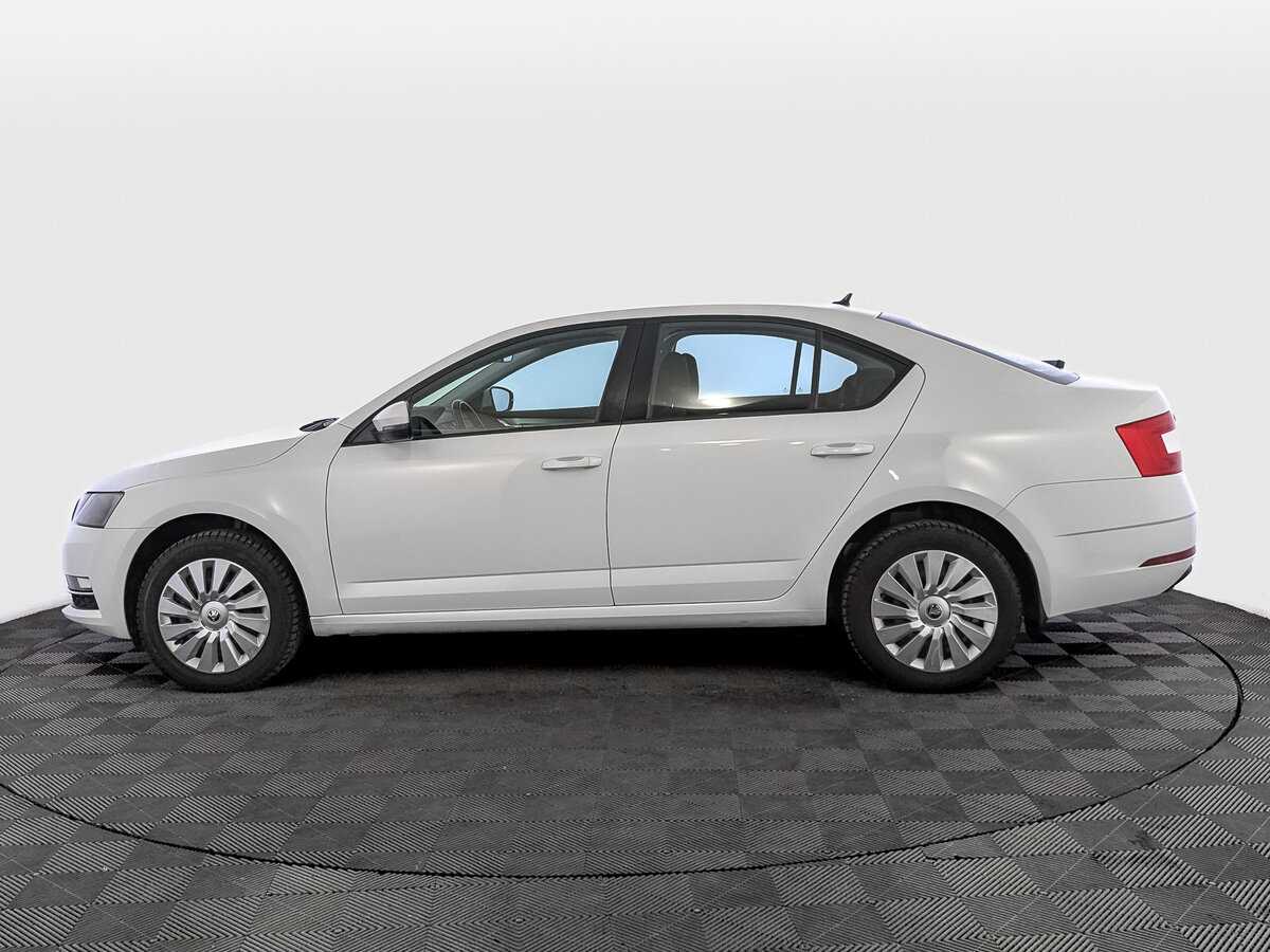 Skoda Octavia с пробегом — 2020 год. Фото: #7