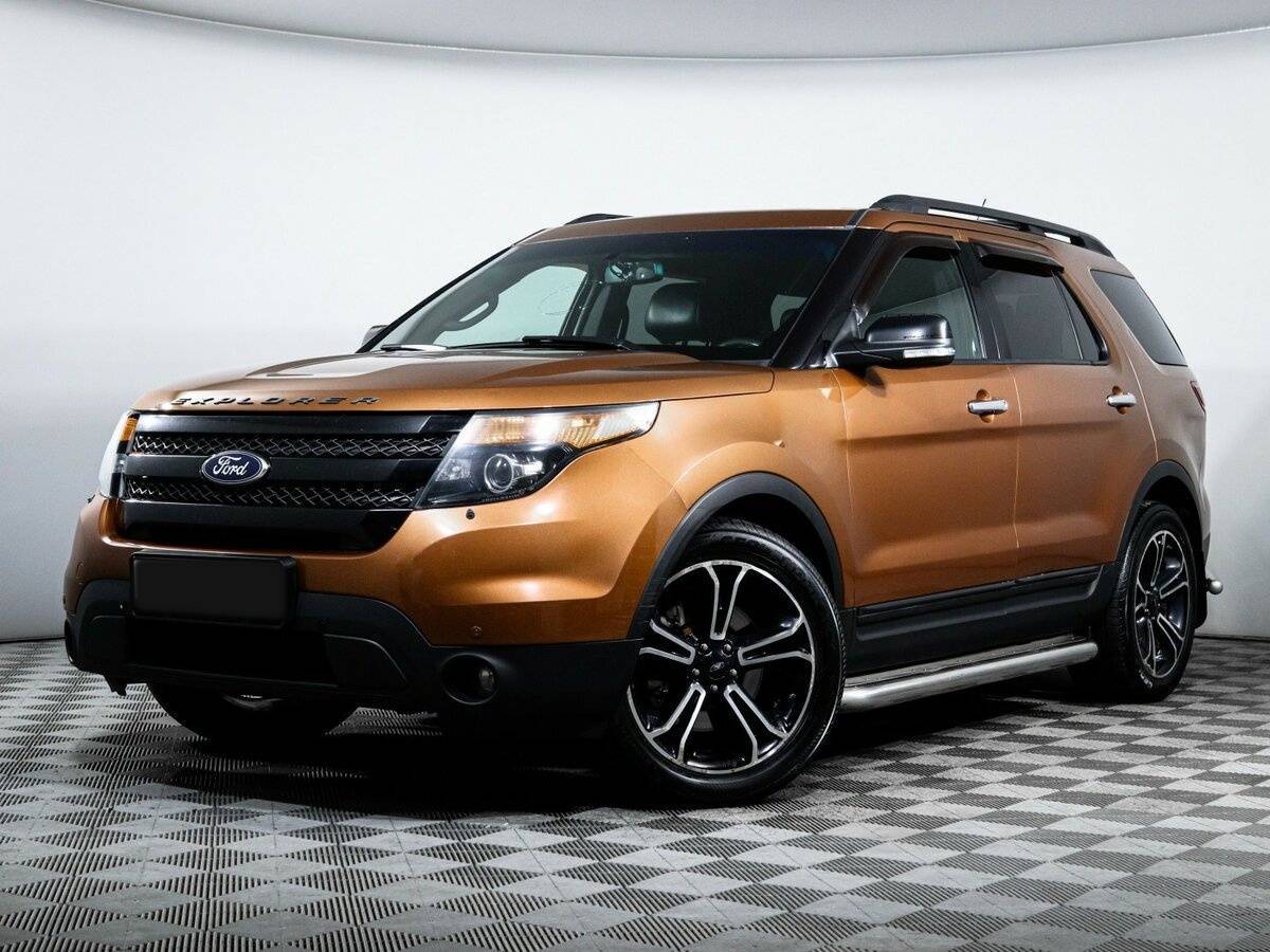 Ford Explorer с пробегом — 2013 год. Фото: #0