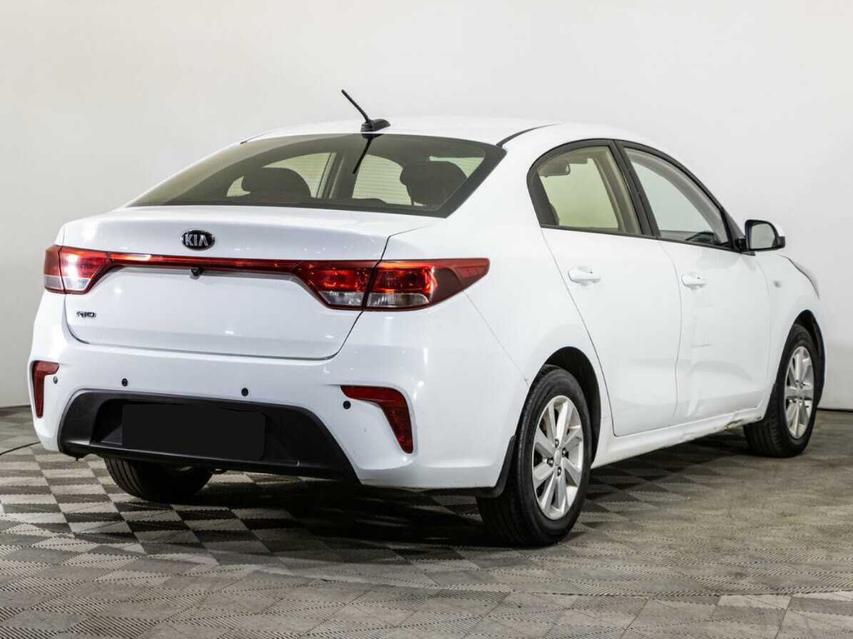 Kia Rio с пробегом — 2017 год. Фото: #4