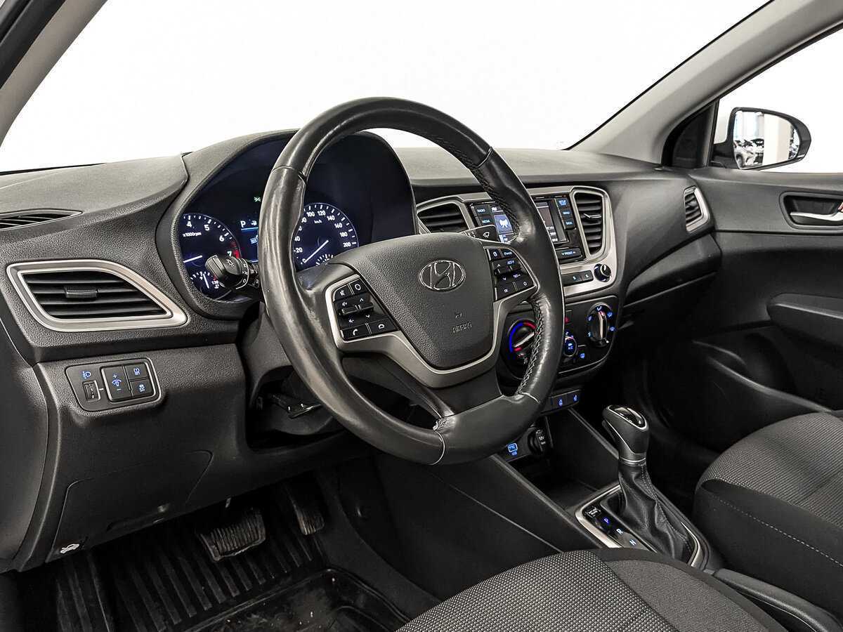 Hyundai Solaris с пробегом — 2019 год. Фото: #12