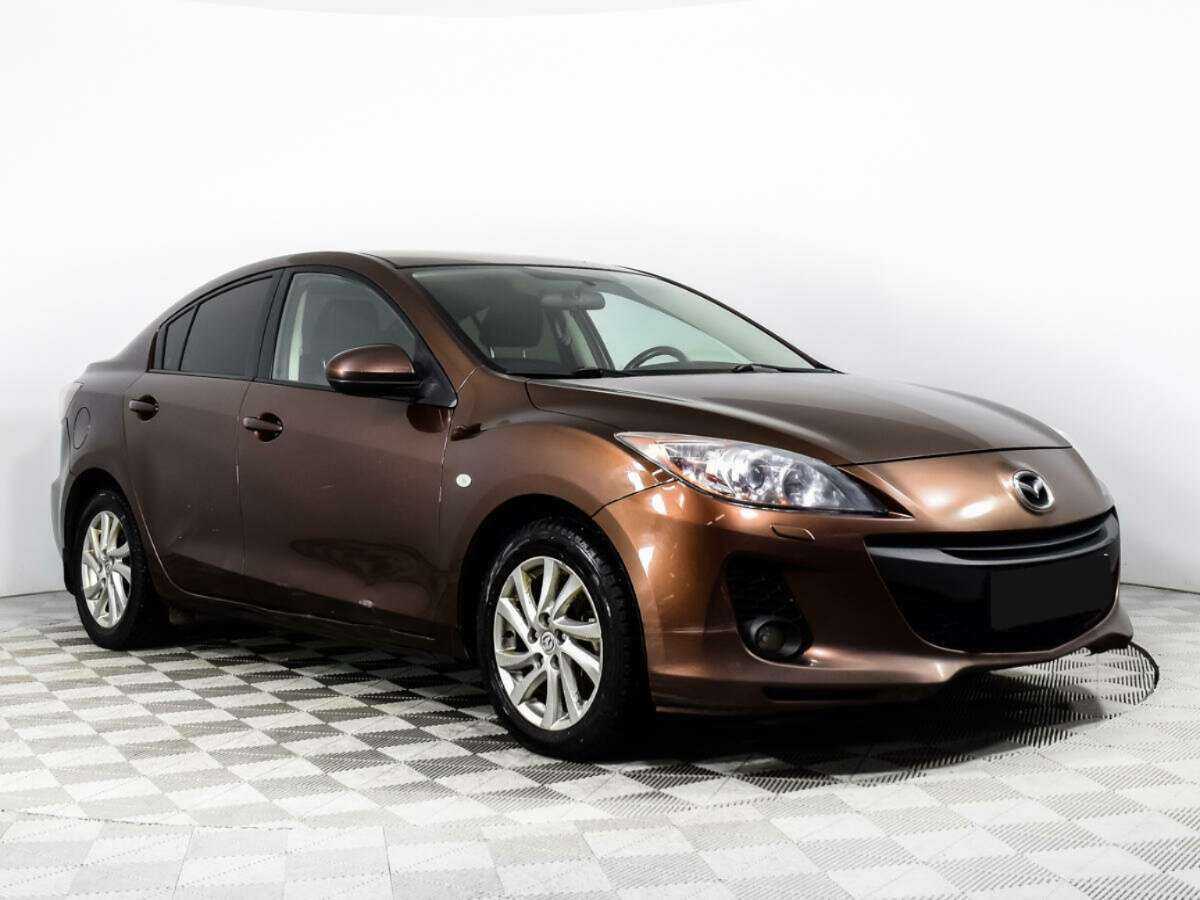 Mazda 3 с пробегом — 2012 год. Фото: #2