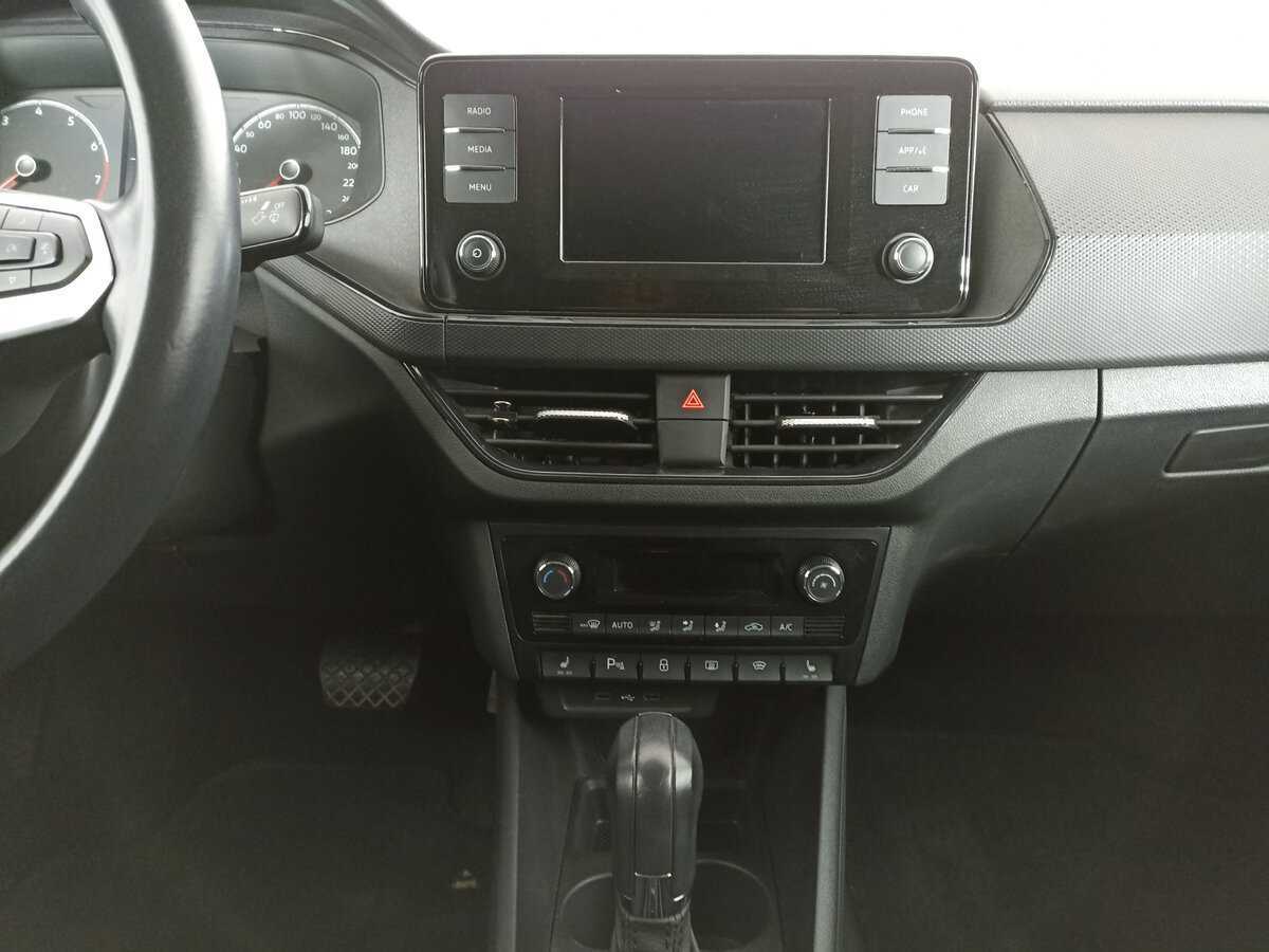 Volkswagen Polo с пробегом — 2021 год. Фото: #14