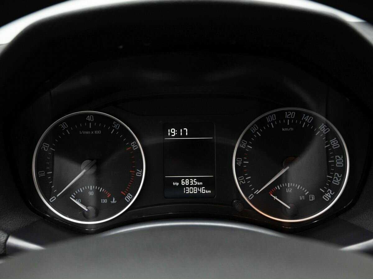 Skoda Octavia с пробегом — 2012 год. Фото: #16