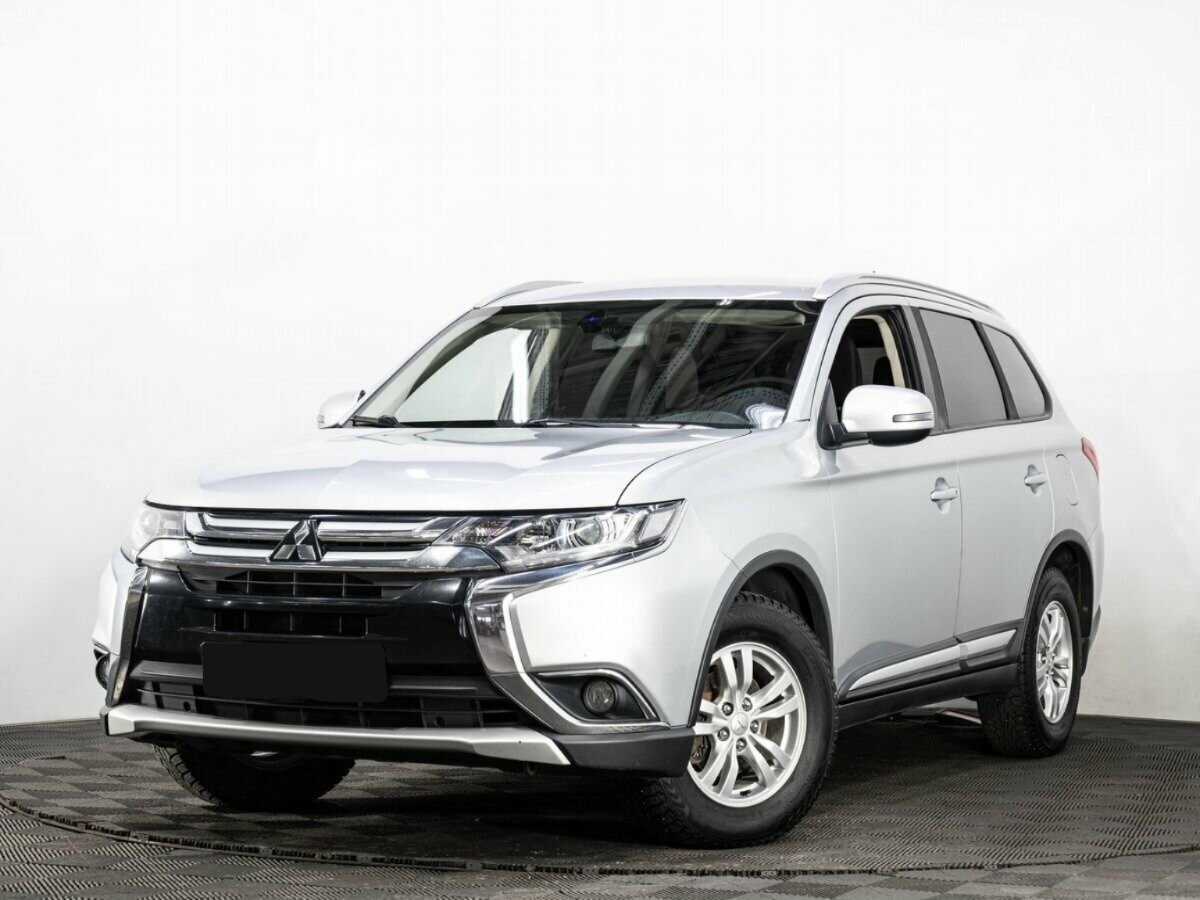 Mitsubishi Outlander с пробегом — 2016 год. Посмотреть фото