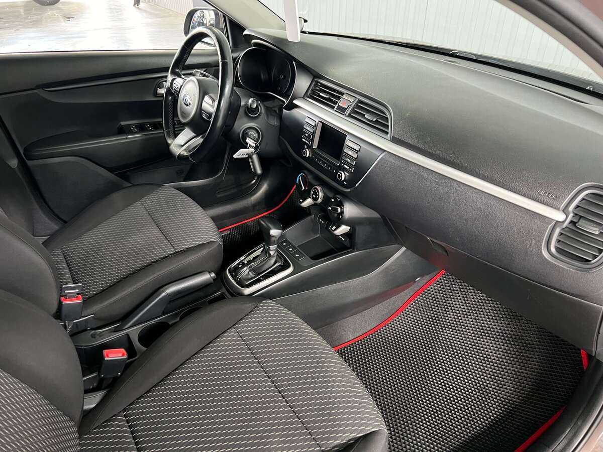 Kia Rio с пробегом — 2018 год. Фото: #13