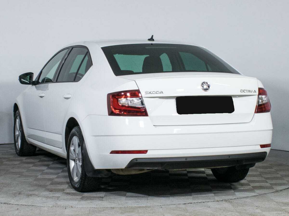 Skoda Octavia с пробегом — 2018 год. Фото: #6