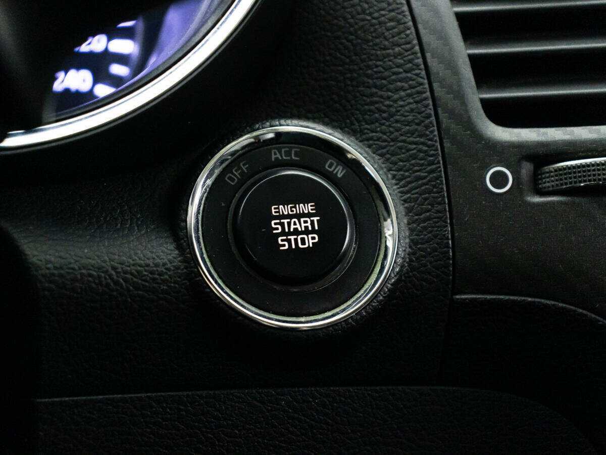 Kia Cerato с пробегом — 2015 год. Фото: #17