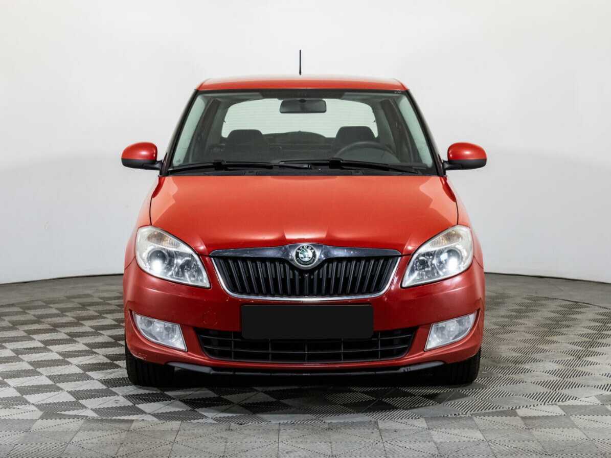 Skoda Fabia с пробегом — 2012 год. Фото: #1