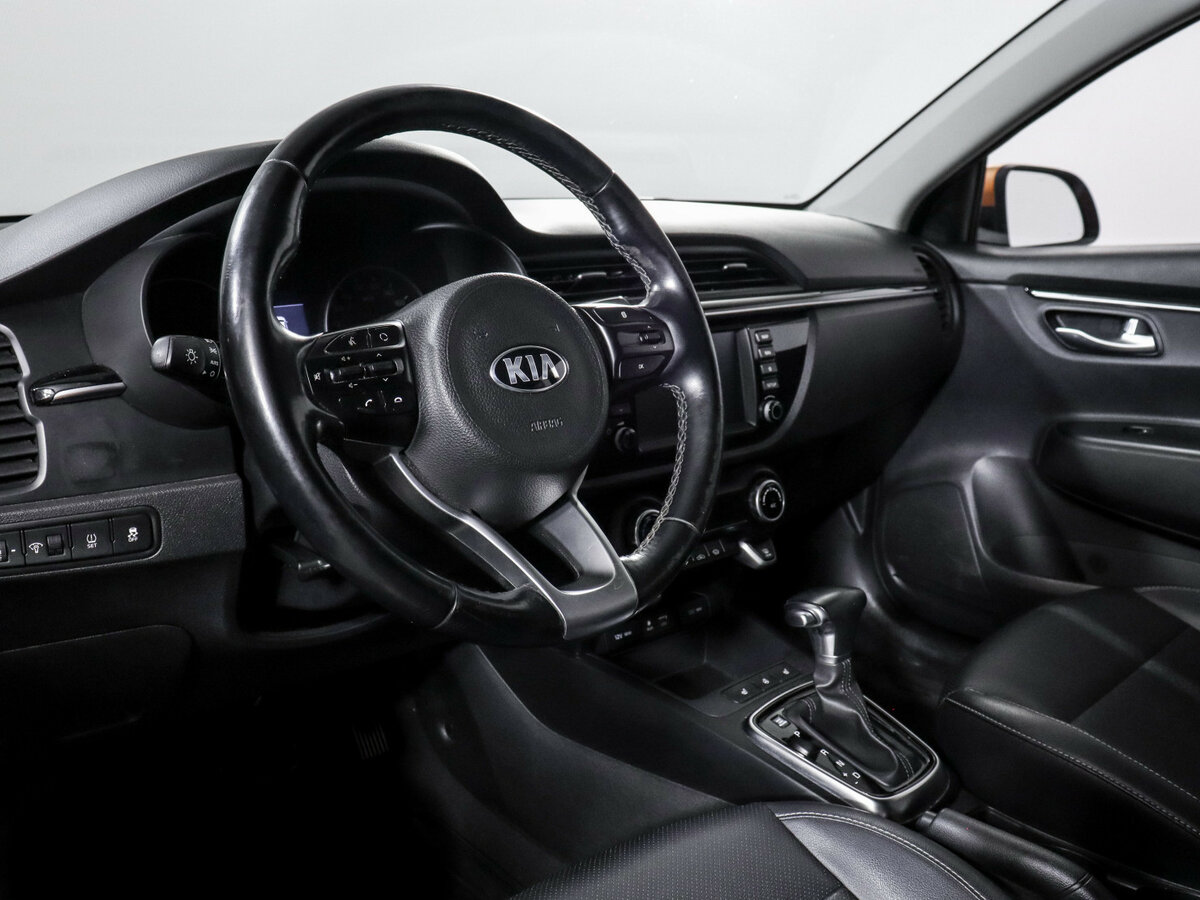 Kia Rio с пробегом — 2017 год. Фото: #10