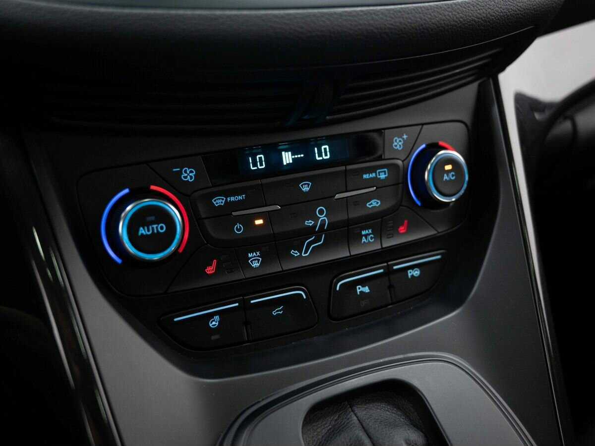 Ford Kuga с пробегом — 2017 год. Фото: #21