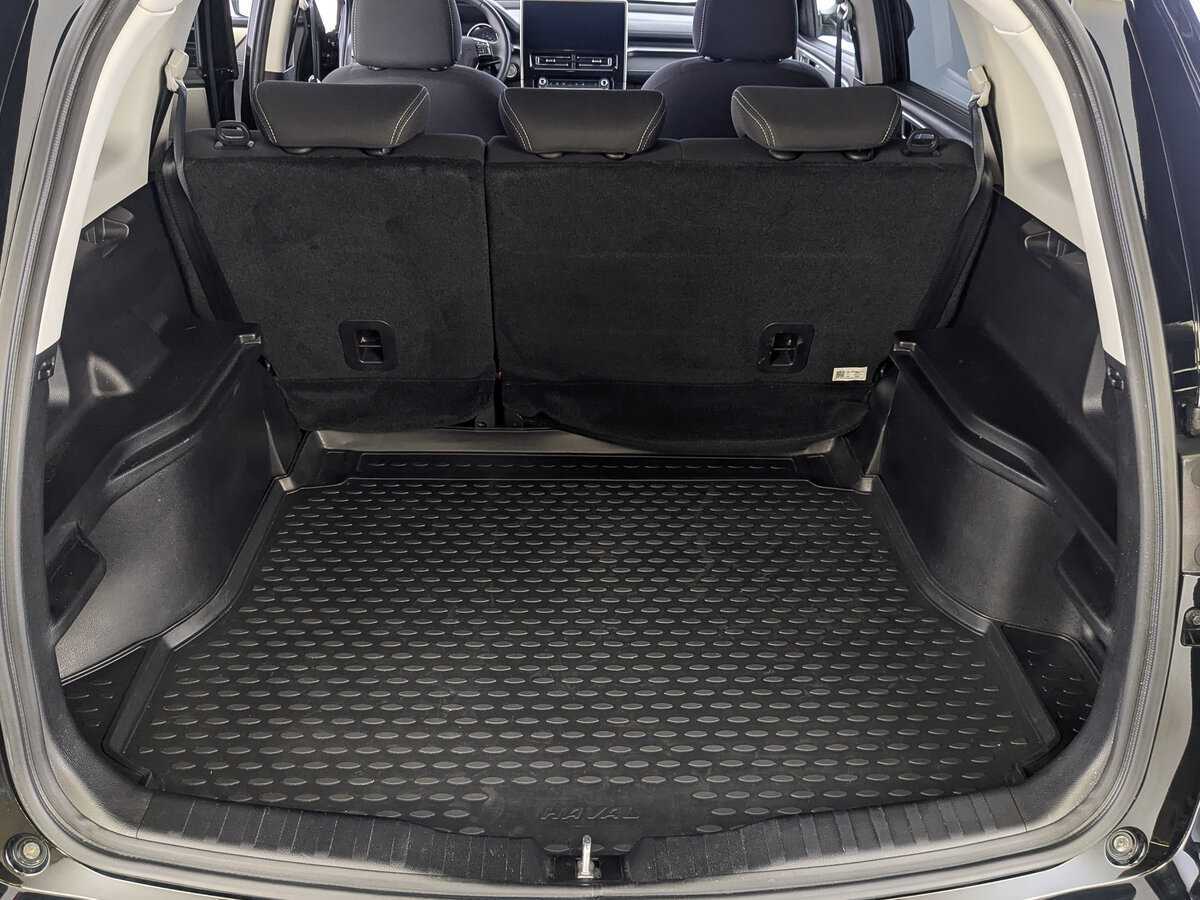 Haval M6 с пробегом — 2023 год. Фото: #9