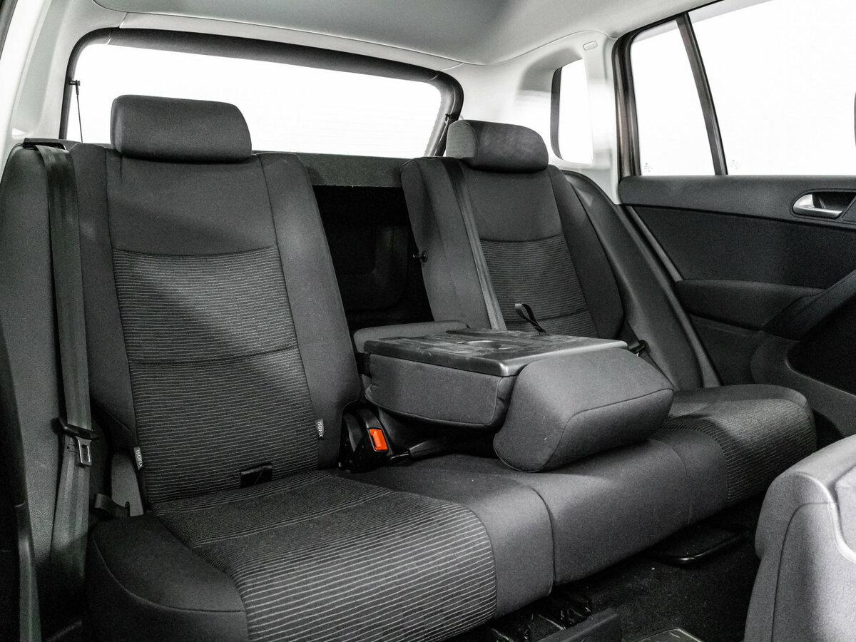Volkswagen Tiguan с пробегом — 2014 год. Фото: #16