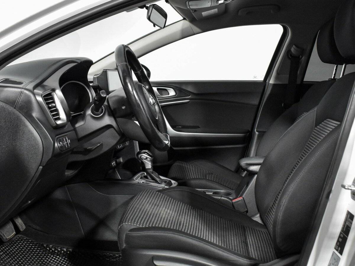 Kia Ceed с пробегом — 2019 год. Фото: #7