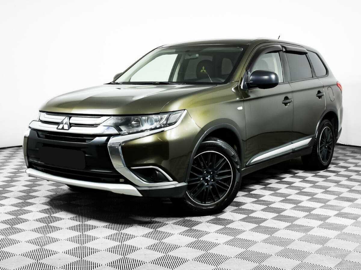 Mitsubishi Outlander с пробегом — 2016 год. Посмотреть фото