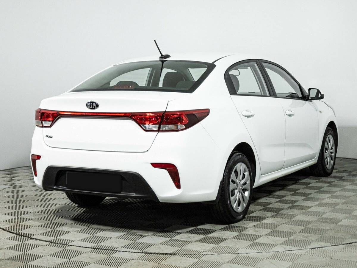 Kia Rio с пробегом — 2018 год. Фото: #4
