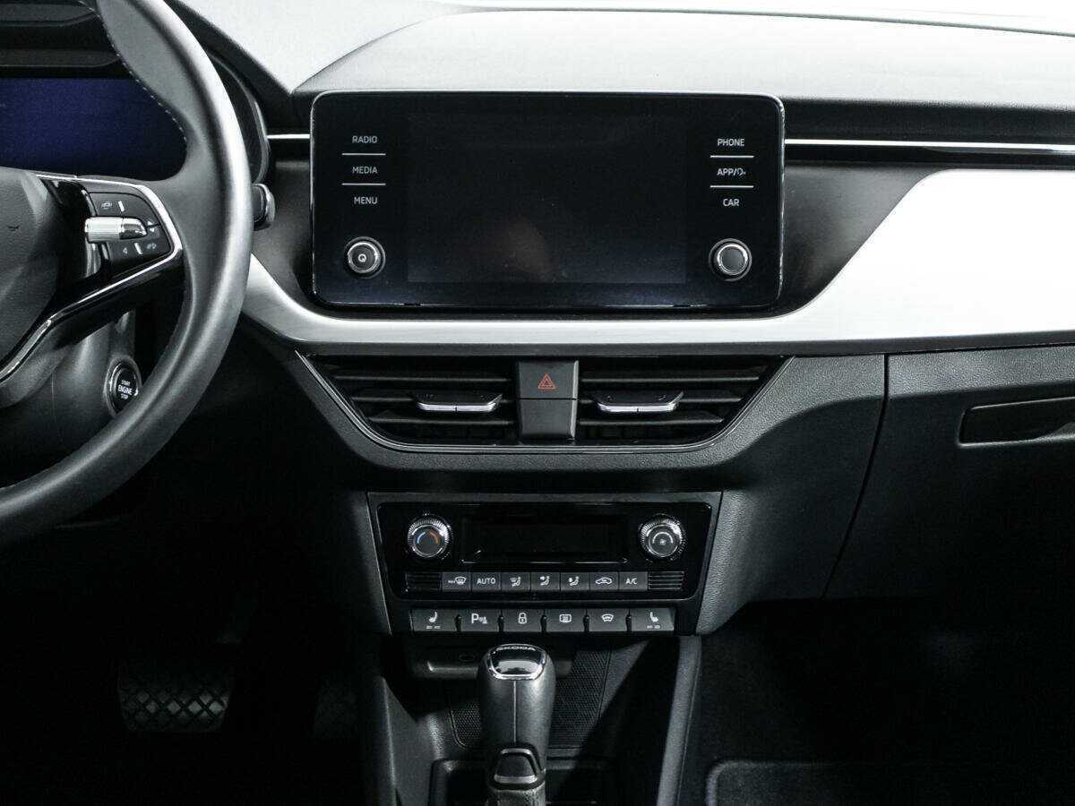 Skoda Rapid с пробегом — 2022 год. Фото: #13