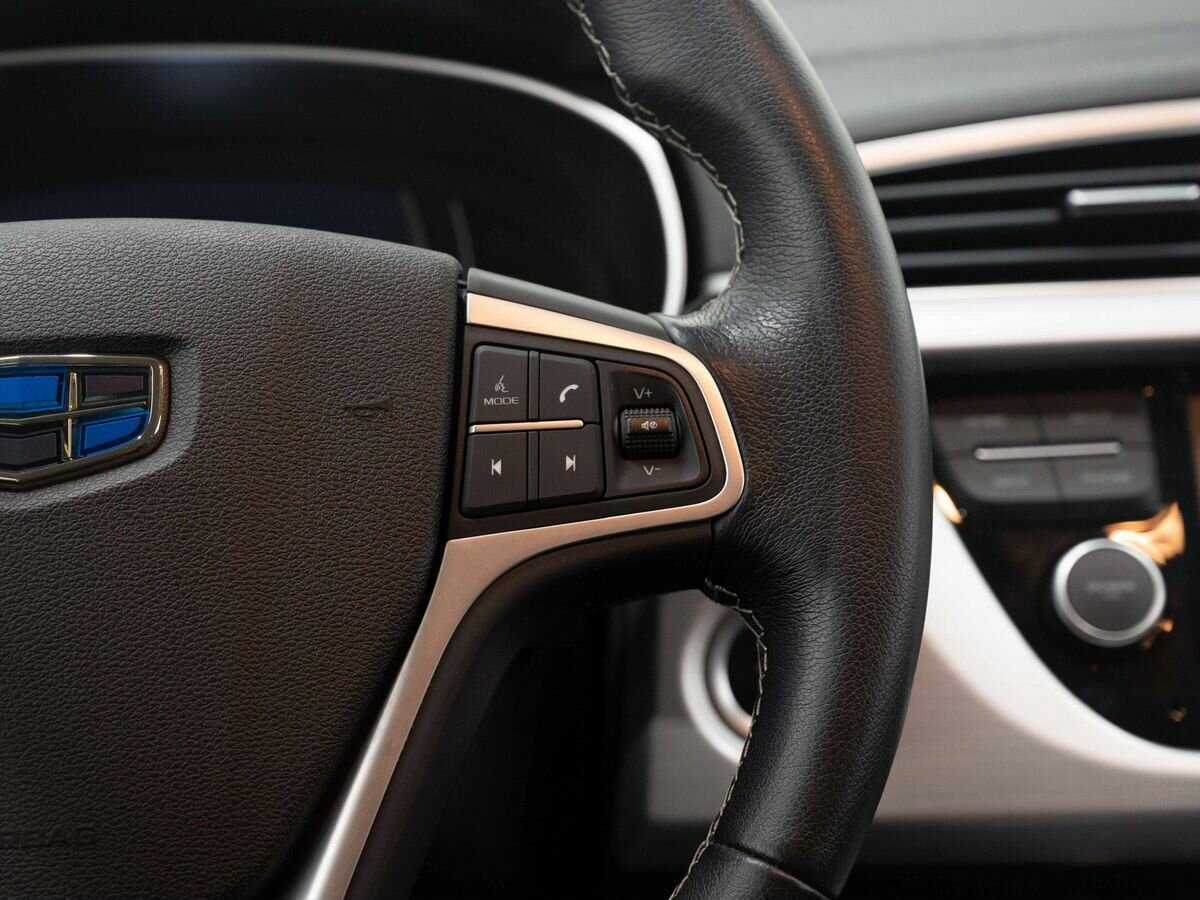 Geely Atlas с пробегом — 2018 год. Фото: #18