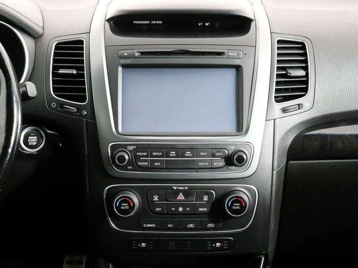 Kia Sorento с пробегом — 2014 год. Фото: #11