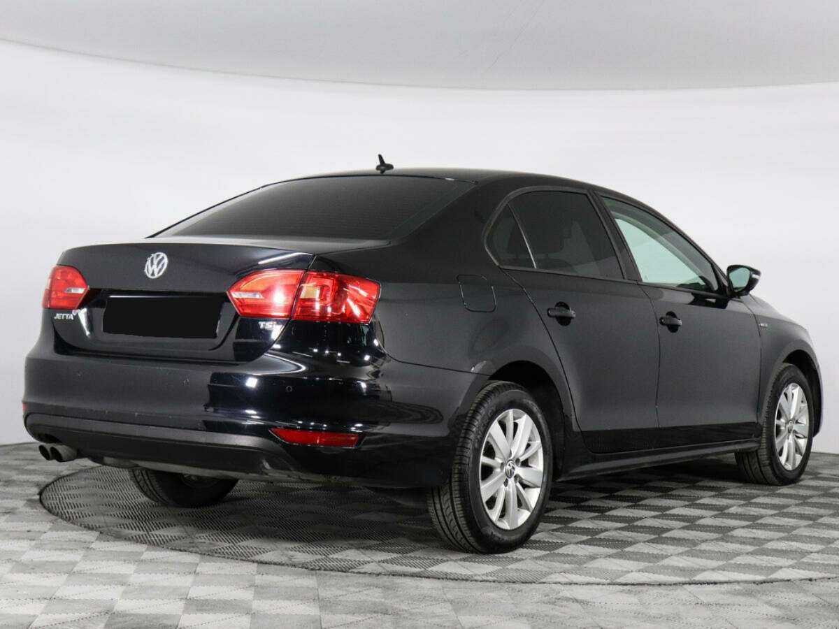 Volkswagen Jetta с пробегом — 2013 год. Фото: #4