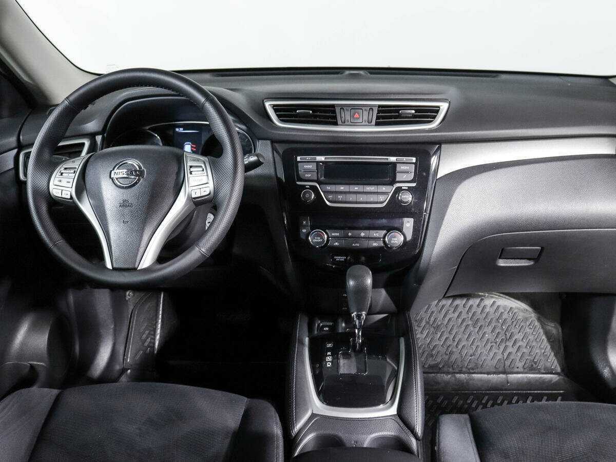 Nissan X-Trail с пробегом — 2015 год. Фото: #9