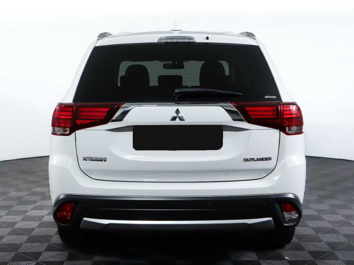 Mitsubishi Outlander с пробегом — 2017 год. Фото: #5