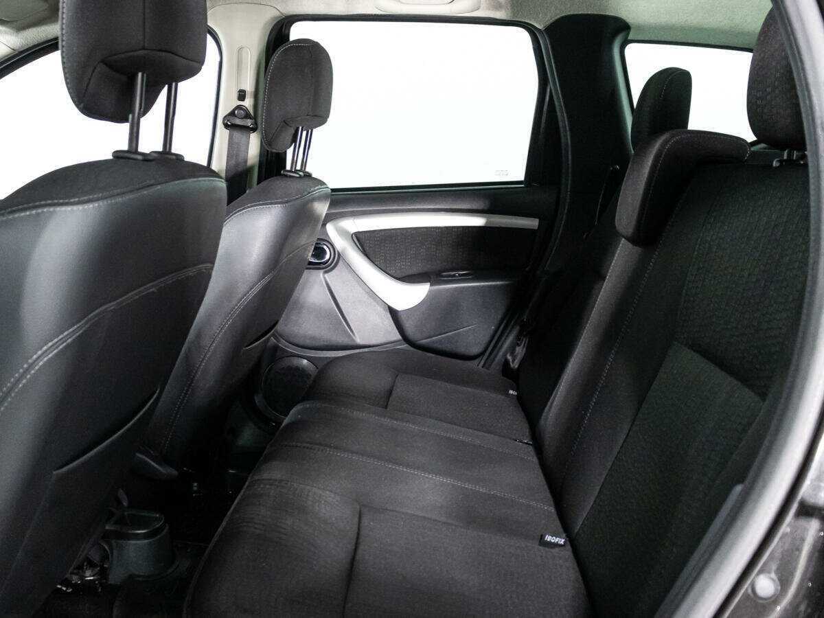 Nissan Terrano с пробегом — 2015 год. Фото: #9