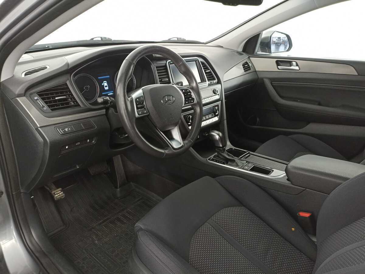 Hyundai Sonata с пробегом — 2018 год. Фото: #13