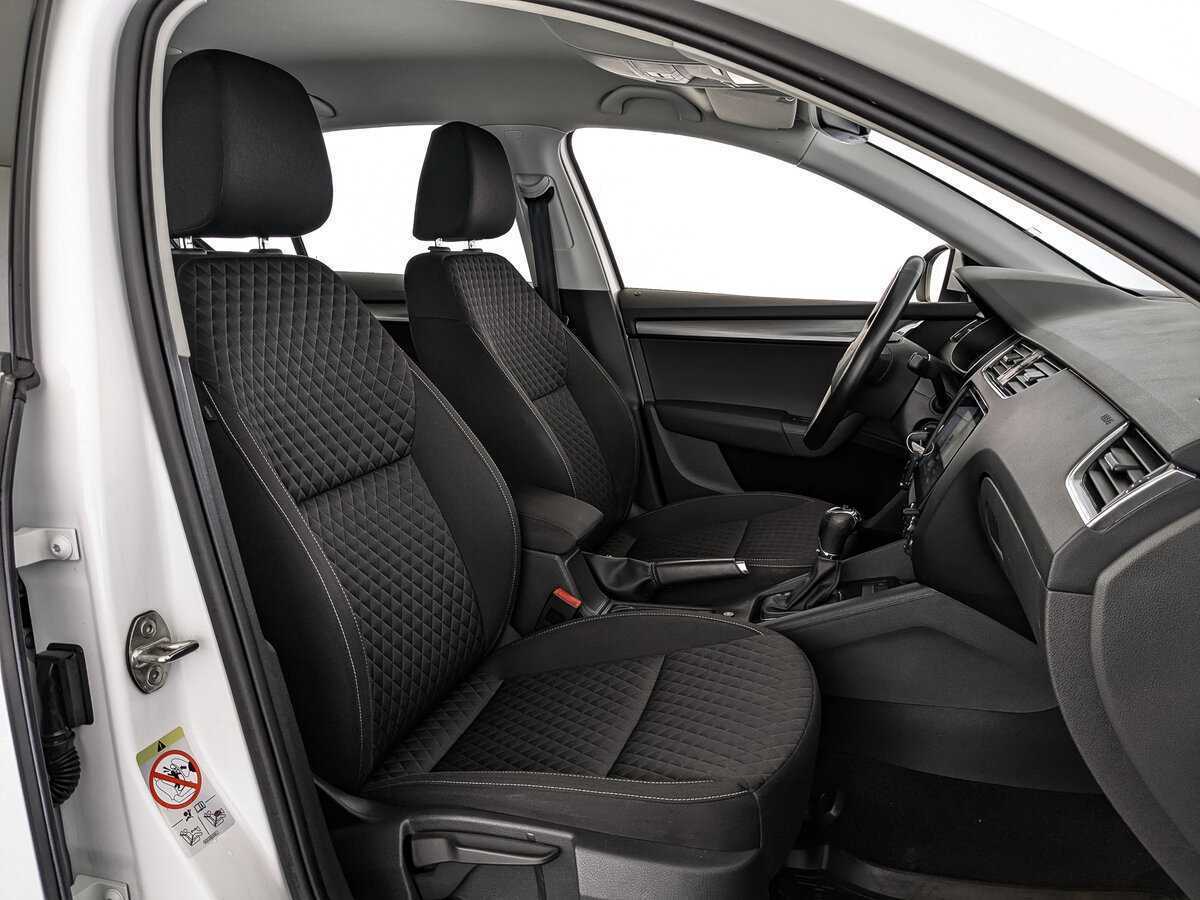 Skoda Octavia с пробегом — 2017 год. Фото: #16