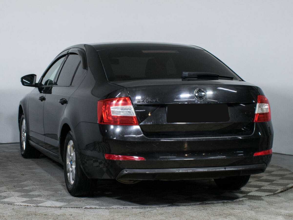 Skoda Octavia с пробегом — 2013 год. Фото: #6