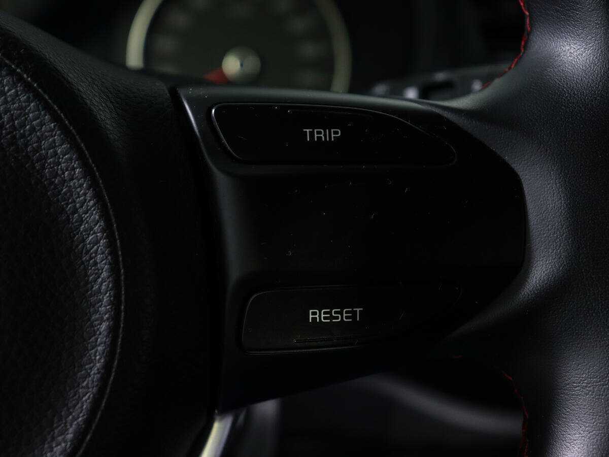 Kia Rio с пробегом — 2020 год. Фото: #19